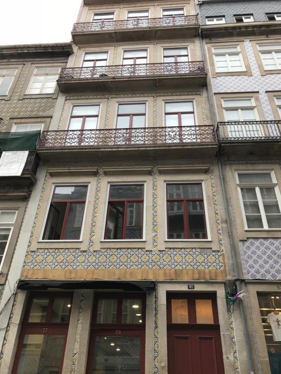 Oporto Chic & Cozy - Flores room 5